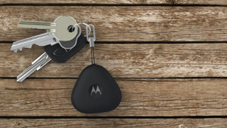 Motorola Keylink Helps Find Your Keys or Phone When Your Brain Can't